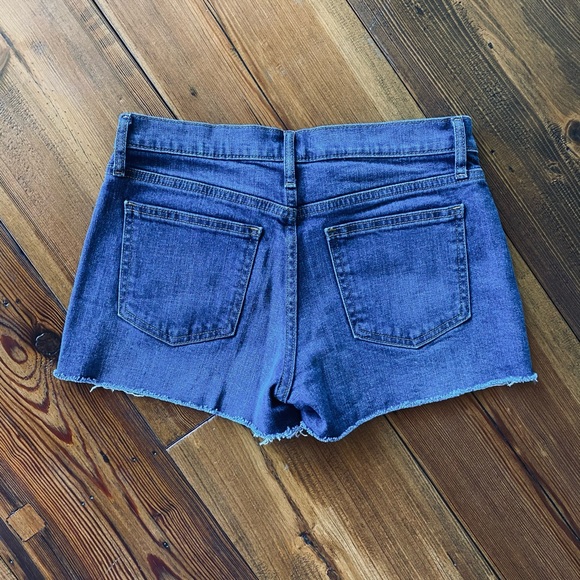 Gap 3'' Mid Rise Denim Shorts With Washwell™ - Picture 2 of 5